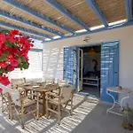 Pergola Paros Cycladic House By The Sea+pool * Νάουσα