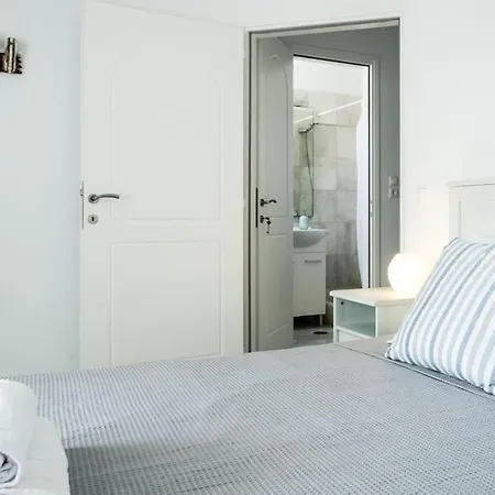 Prázdninový dům Pergola Paros Cycladic House By The Sea+pool Nausa