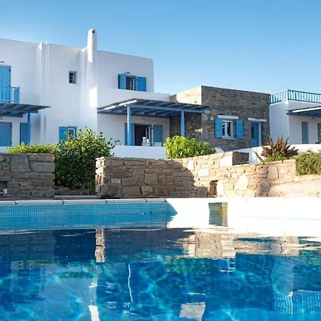 Prázdninový dům Pergola Paros Cycladic House By The Sea+pool Nausa