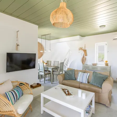 Prázdninový dům Pergola Paros Cycladic House By The Sea+pool