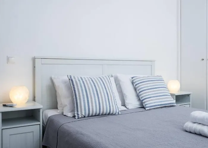 Pergola Paros Cycladic House By The Sea+pool Νάουσα