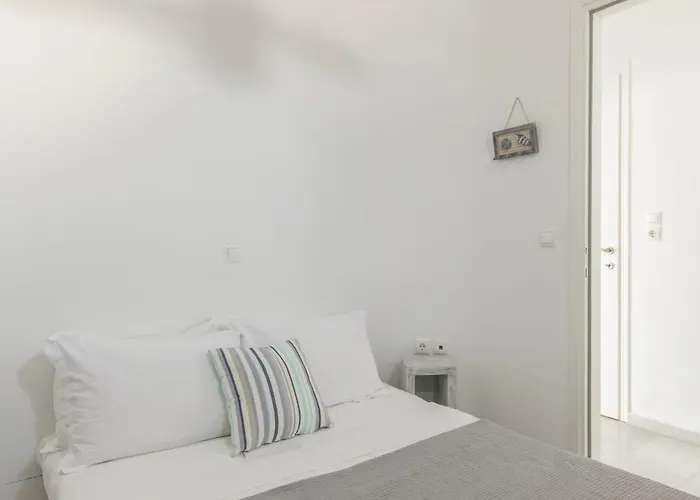 Σπίτι διακοπών Pergola Paros Cycladic House By The Sea+pool Νάουσα