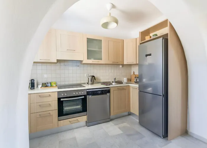 Pergola Paros Cycladic House By The Sea+pool Νάουσα